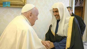 الشيخ الدكتور العيسى يلتقي البابا فرنسيس