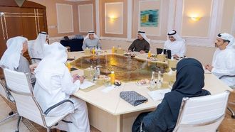 إشادة بجهود الأرشيف والمكتبة الوطنية