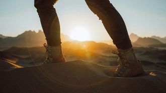 الفوائد الصحية للمشي إلى الخلف