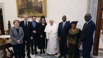 Pope Francis Praises Zayed Award Judging Panel