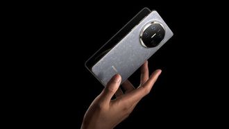 Pre-Order HUAWEI Mate X6 For Exclusive Offers