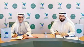 طيران الإمارات ولوتاه للوقود الحيوي توقعان مذكرة تفاهم