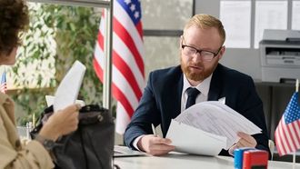 طلبات التوظيف في الولايات المتحدة تصل إلى أدنى مستوى لها في شهر واحد في ديسمبر