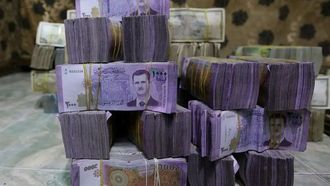 الليرة السورية تتعافى أمام الدولار الأميركي