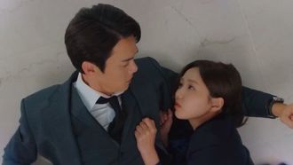 Watch When The Phone Rings Episode 6 On Netflix