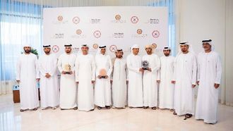 تتويج الفائزين في بطولة أبوظبي للرماية