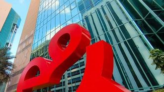 E& وIBM تطلقان منصة حوكمة الذكاء الاصطناعي