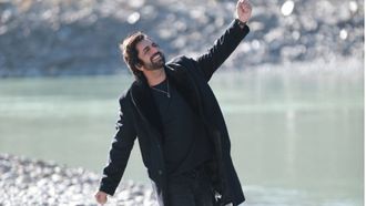 Akhil Sachdeva's New Love Ballad Tops Charts