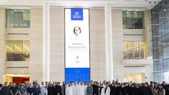 هيئة الصحة بدبي تستضيف الفائزة بجائزة العباقرة العرب ياسمين بلقايد