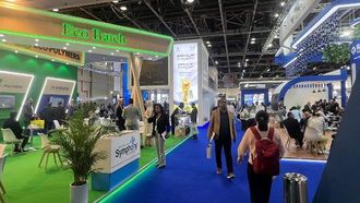 معرض عرب بلاست يركز على الاستدامة والذكاء الاصطناعي