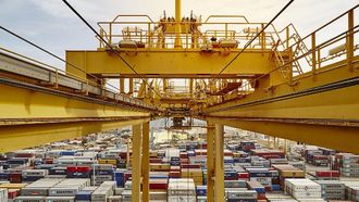 DP World Surpasses 100 Million TEU Capacity