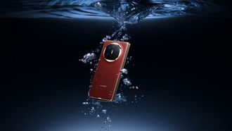 هاتف HUAWEI Mate X6 متوفر الآن في الإمارات العربية المتحدة