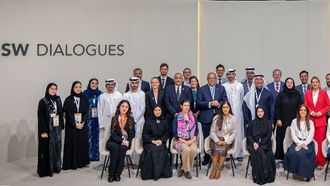 مناقشة المسارات المستقبلية لتحقيق أهداف التنمية العالمية