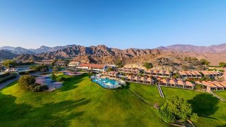 استراحة عيد الحب في فندق جيه ايه حتا فورت