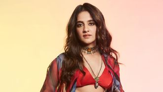 Jasleen Royal's Set List For Coldplay Concert