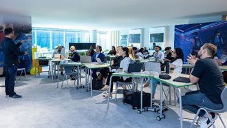 Ten Startups In MIT DesignX Dubai Accelerator