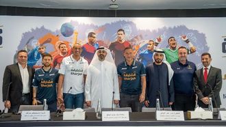 الاحتفال بالرياضة والثقافة في أسبوع نجوم كرة القدم بالشارقة