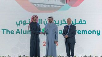 القاسمي يحتفل بتخريج طلبة جامعة الشارقة