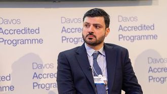 التحول الرقمي في الإمارات العربية المتحدة في دافوس 2025