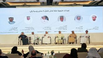 إضاءات الخليج تحتفل باليوبيل الفضي لجمعية الصحفيين الإماراتية