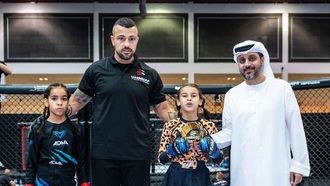 مشاركة قياسية في بطولة الإمارات للفنون القتالية المختلطة