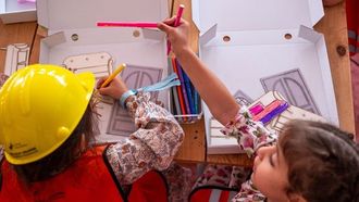 شركة أرم القابضة تساهم في تطوير تعليم الأطفال في الإمارات