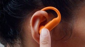 Apple Powerbeats Pro 2 Unveils Health Tracking Features