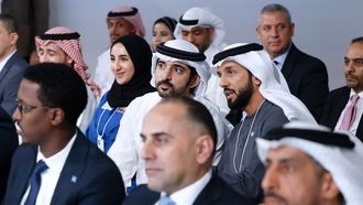 الشيخ حمدان يحضر اجتماع القيادات الشبابية العربية