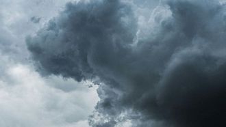 Dubai Police Issue Rainy Driving Safety Tips