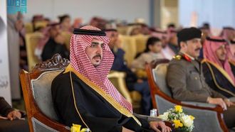 الأمير فيصل يتوج الفائزين بموسم الفروسية