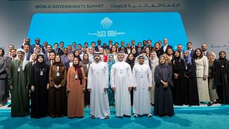 Hamdan Bin Mohammed Attends Leadership Graduation Ceremony