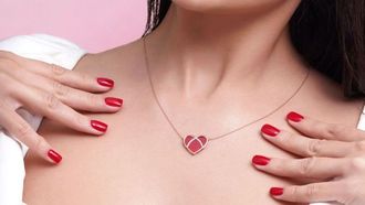 الكشف عن مجموعة مجوهرات ليالي لعيد الحب لعام 2025