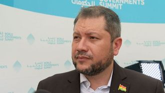 بوليفيا تركز على الليثيوم والطاقة المتجددة