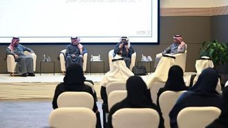 مناقشة الشخصية السعودية والتغيرات الاجتماعية