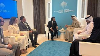 Al Zeyoudi Strengthens UAE Trade Relations