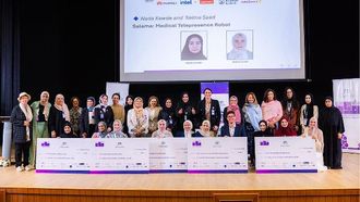 منتدى المرأة في البحث العلمي بجامعة خورفكان