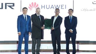 هواوي وجيتور تتعاونان لتحقيق القيادة الذكية