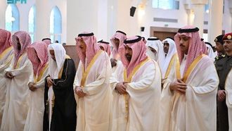 أمير جازان يؤم صلاة عيد الفطر