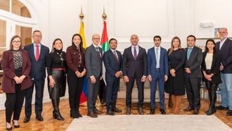 الإمارات وكولومبيا تعززان التعاون الحكومي