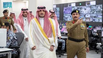 Minister Inspects Grand Mosque Security Operations