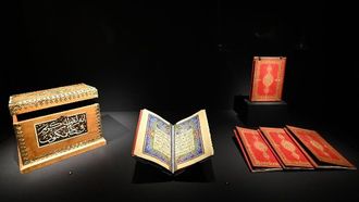 المنسوجات المذهبة في بينالي الفنون الإسلامية