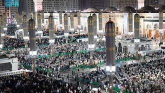 14 Million Visitors At Prophet's Mosque In Ramadan