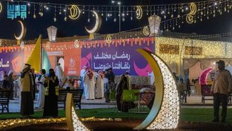 تمكين المجتمعات: مبادرات تطوير البحر الأحمر