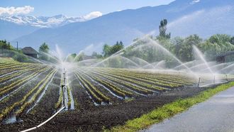 فرنسا تسمح باستخدام مياه الصرف الصحي المعالجة