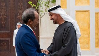 الإمارات والصومال تبحثان التعاون خلال شهر رمضان