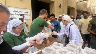 Vietnamese Foodies Distributes Meals This Ramadan