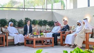 عمار بن حميد يلتقي الرئيس التنفيذي لشركة كريبتو.كوم