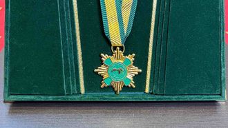 Sharjah Ruler Receives Arab Cultural Merit Award