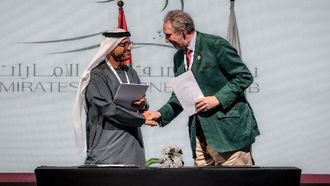 توقيع مذكرة تفاهم بشأن الصيد بالصقور وجهود الحفاظ على البيئة