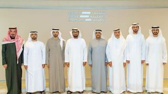 موسوعة تاريخ الإمارات - مراجعة التقدم